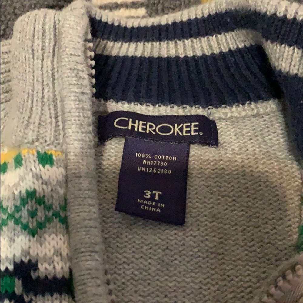 Cute sweater - Picture 3 of 3
